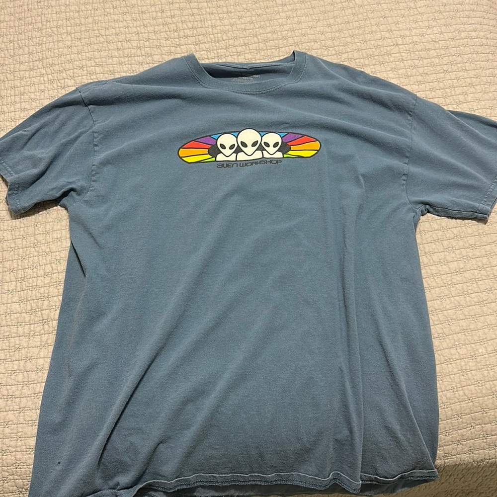 “Alien workshop” XL Tee